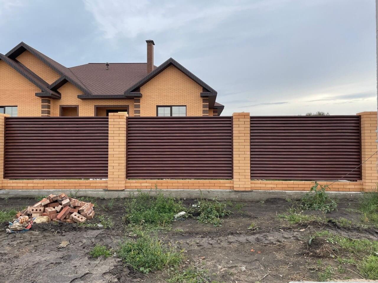 Забор с ламелями Еврожалюзи 53м SteelArt Античный Дуб фото3 в Москве
