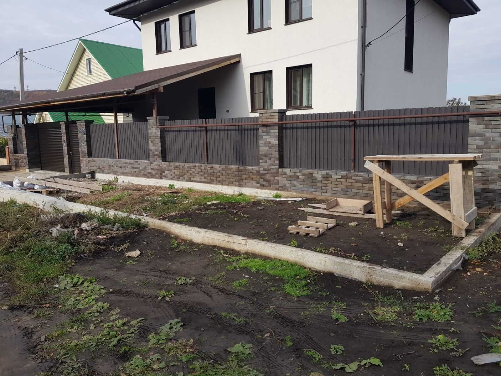 Забор из штакетника 15м RAL8019/8019 Темный Шоколад двусторонний МАТТЕ фото 1 в Москве