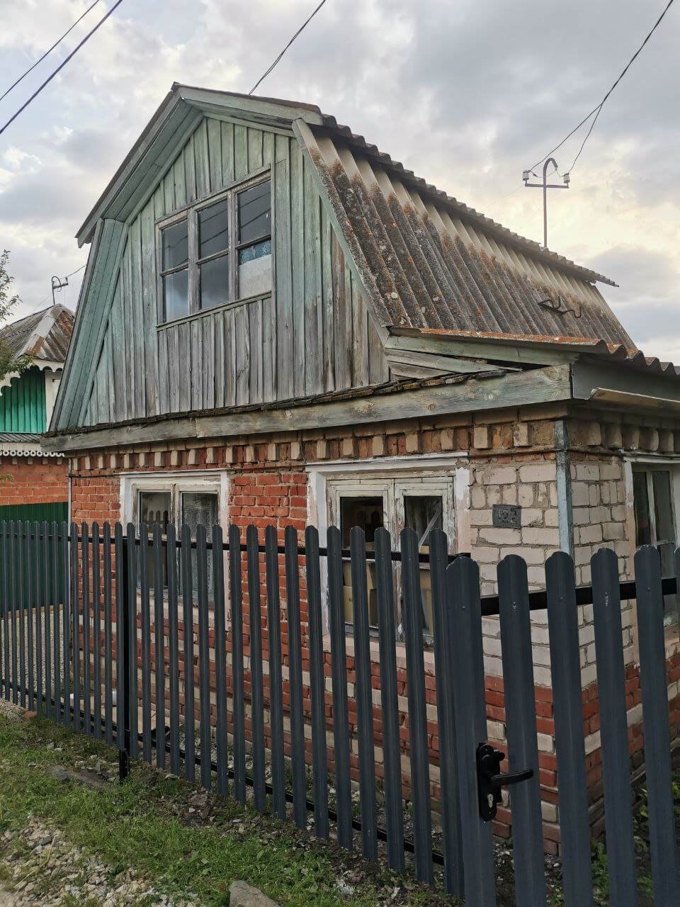Забор из евроштакетника 7м RAL7024/7024 Серый Графит двусторонний фото 2 в Москве