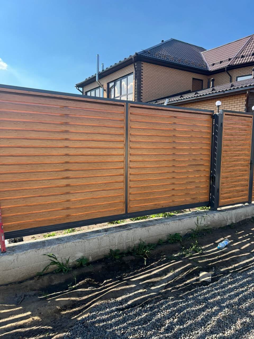 Забор-жалюзи из ламелей Хай-Тек 57м Кипарис 2xPrintech двусторонний фото 3 в Москве