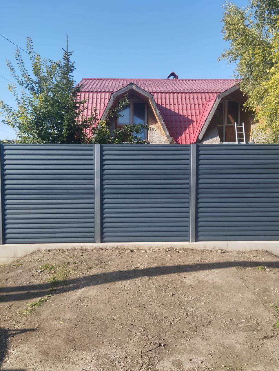 Забор-жалюзи из ламелей Реснички 54м RAL7024/7024 Серый Графит двусторонний МАТТЕ в Москве