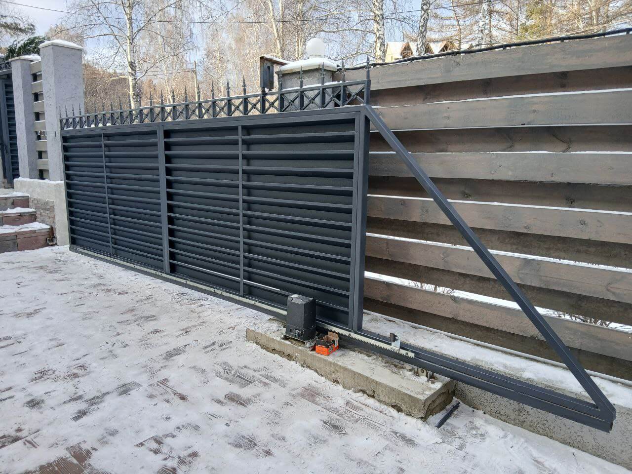 Входная группа из ламелей Хай-Тек RAL7024/7024 Серый Графит двусторонний МАТТЕ фото 23 в Москве