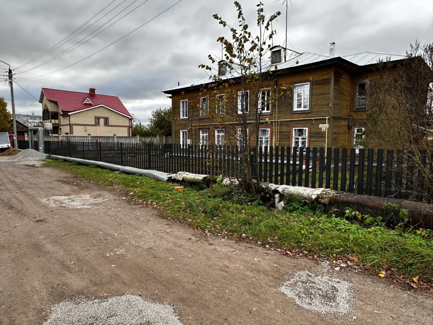 Забор из евроштакетника 63м Черное Дерево 3D Принтек фото 2 в Москве