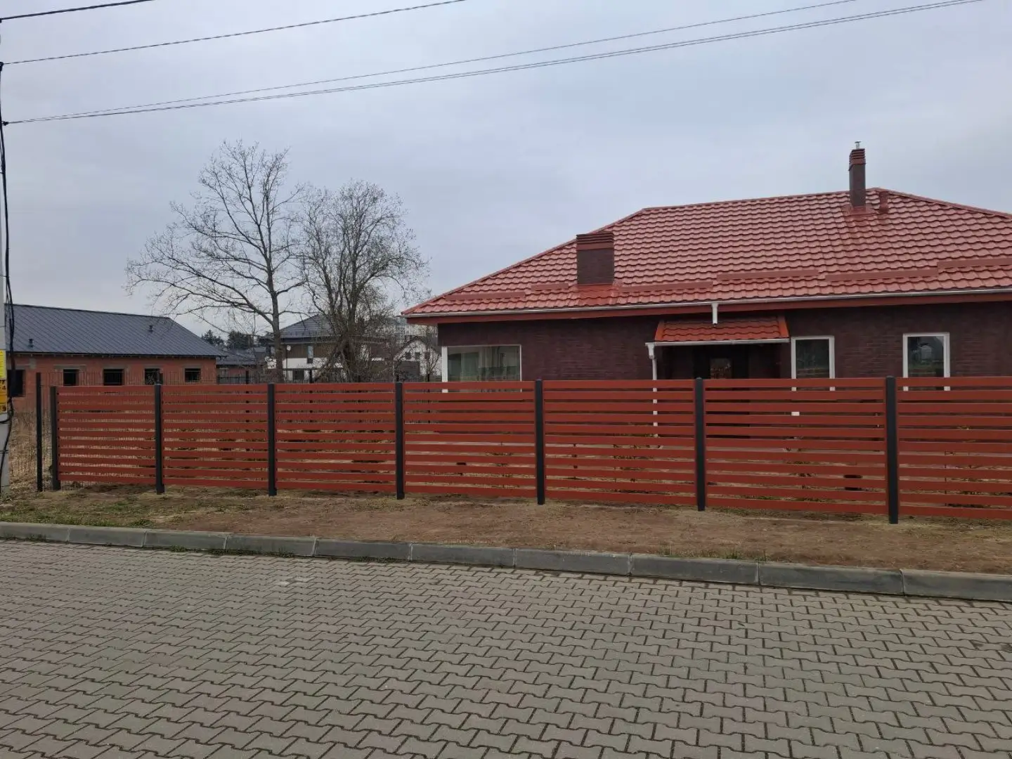 Забор-ранчо из металлопланкена 18м RAL8004 Терракотовый фото 3 в Москве
