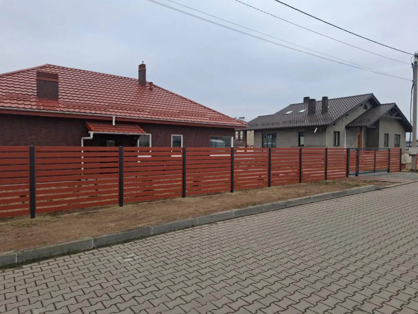 Забор-ранчо из металлопланкена 18м RAL8004 Терракотовый фото 1 в Москве